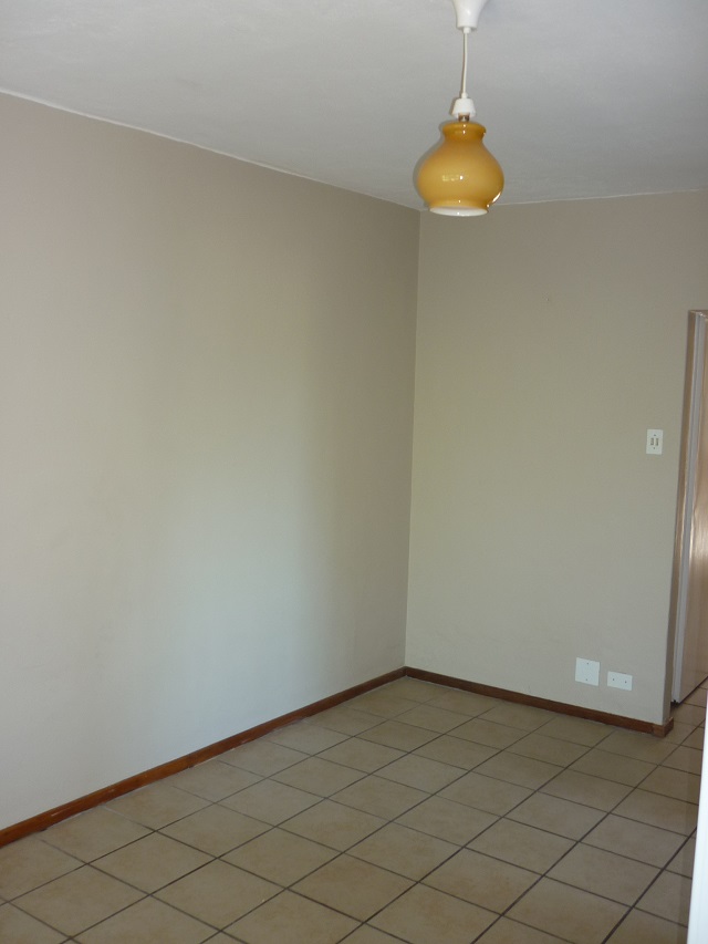 2 Bedroom Property for Sale in Uniepark Western Cape